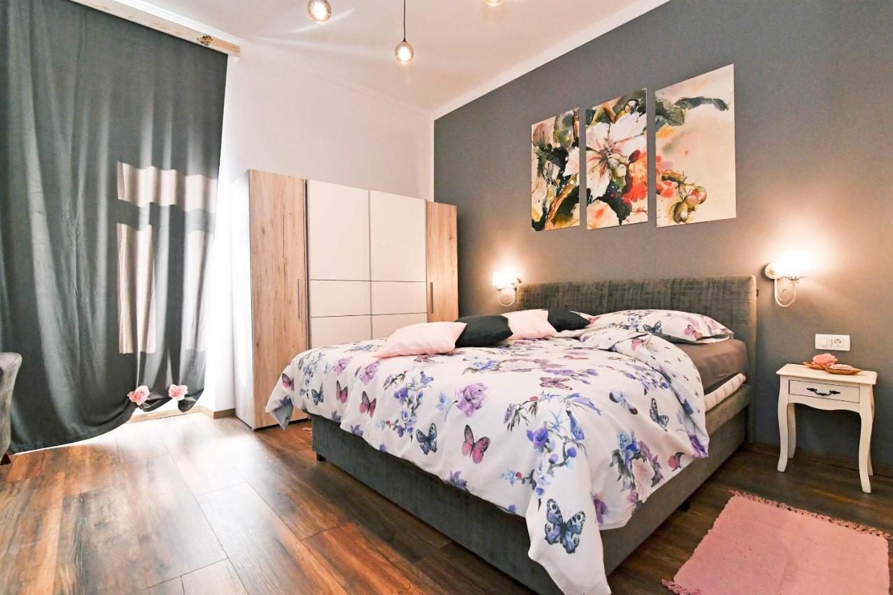 Apartment Carissima-Direct On Sea, Lovran-Opatija Exteriör bild