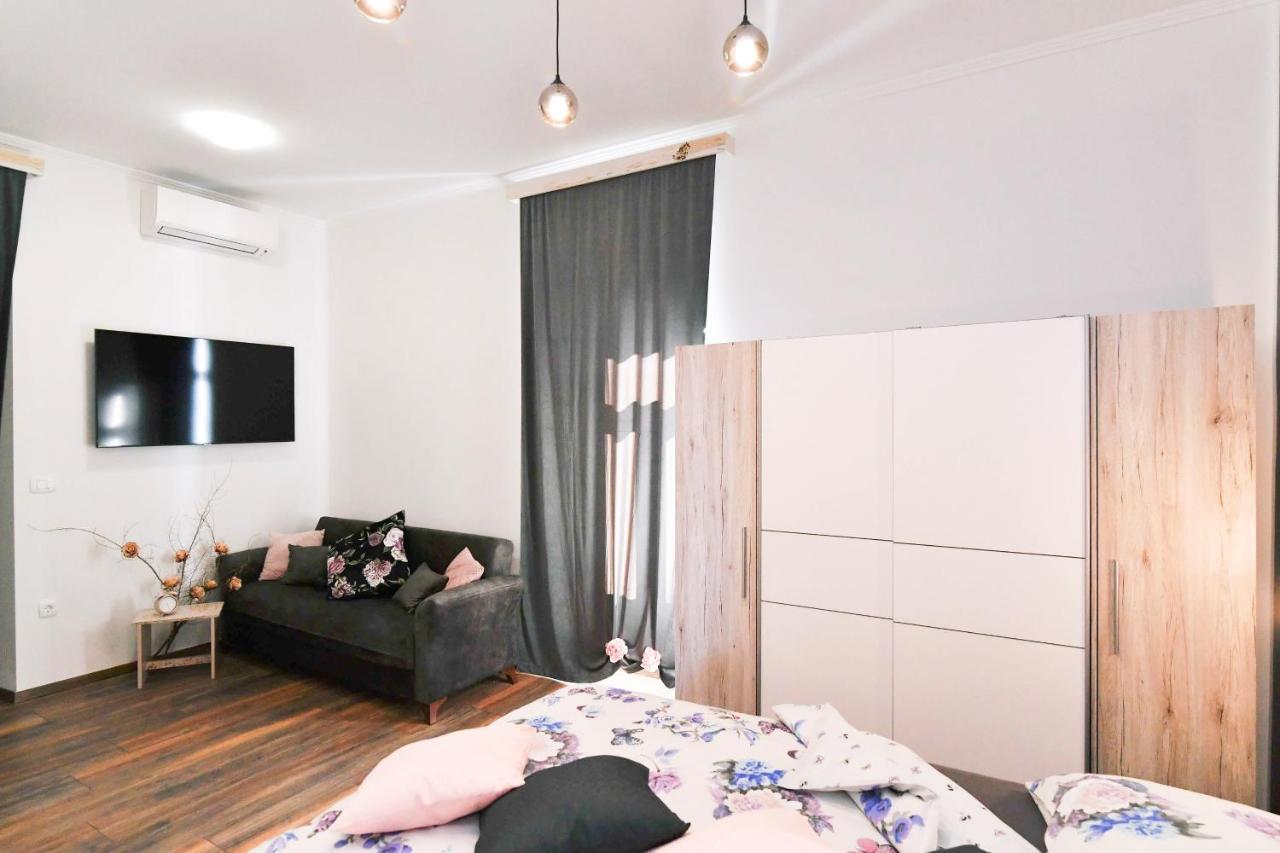 Apartment Carissima-Direct On Sea, Lovran-Opatija Exteriör bild